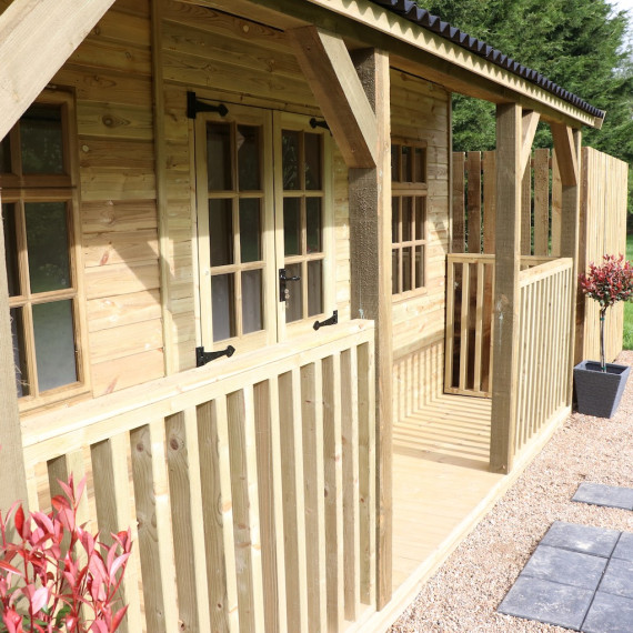 The Medway Summerhouse With Veranda