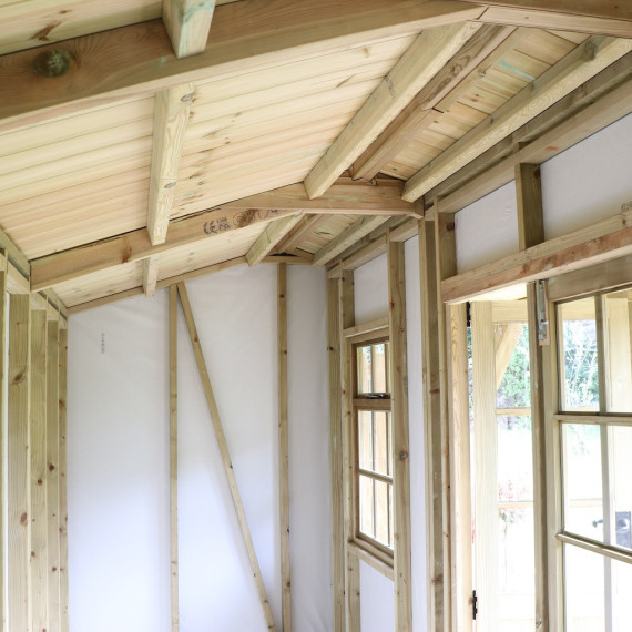 The Medway Summerhouse With Veranda