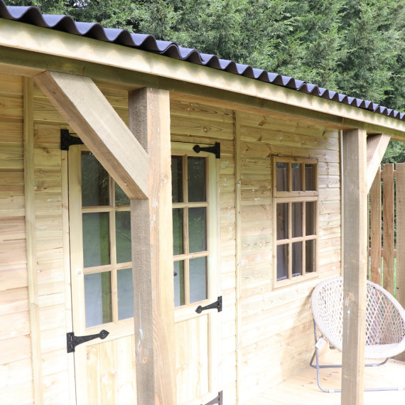 The Medway Summerhouse With Posts