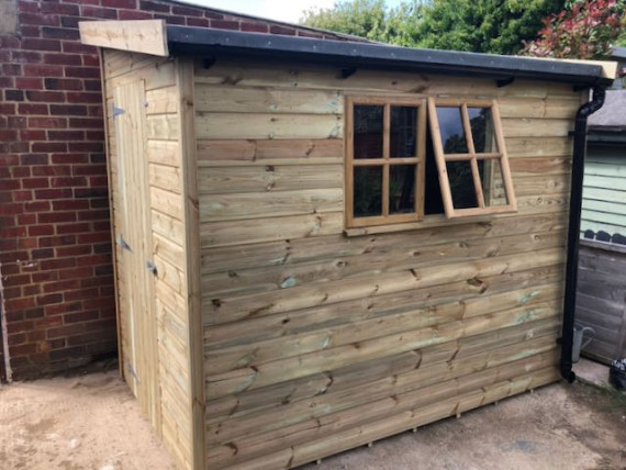 Reverse Berkshire Pent Shed